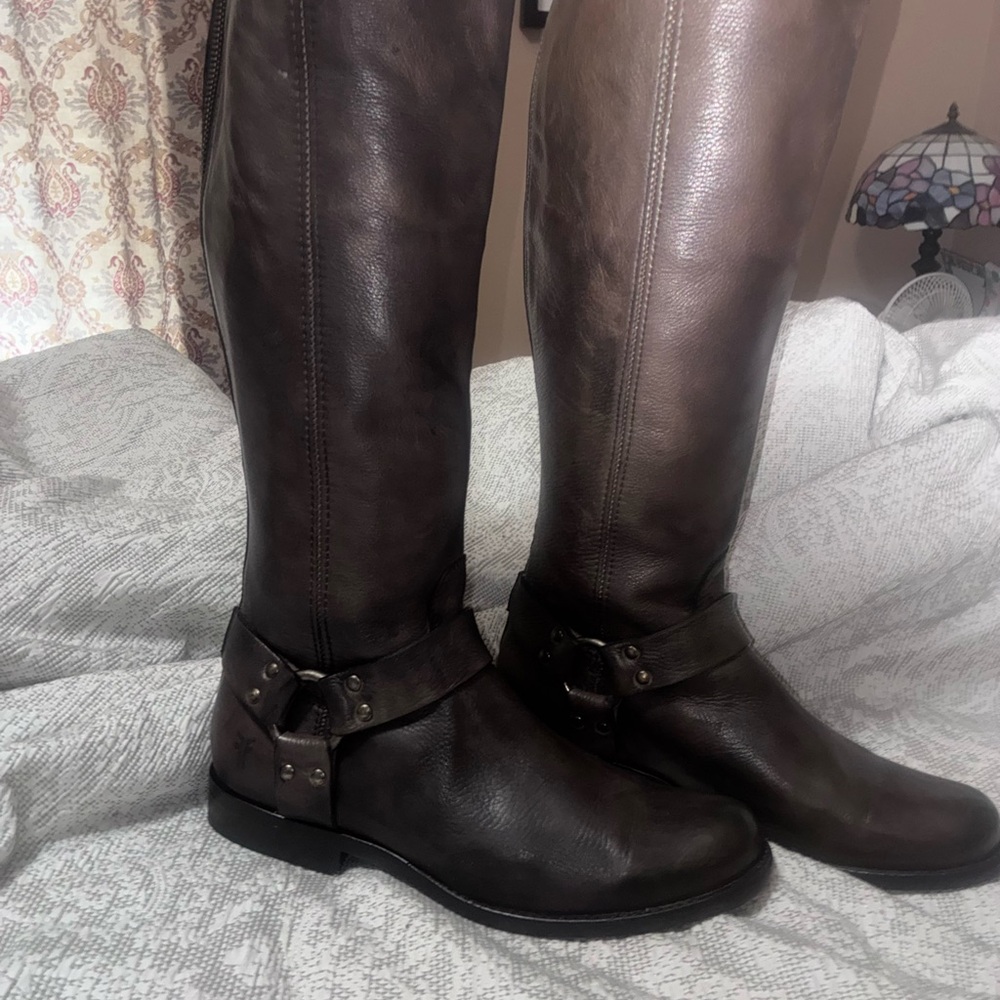 Frye Tan Leather Boots